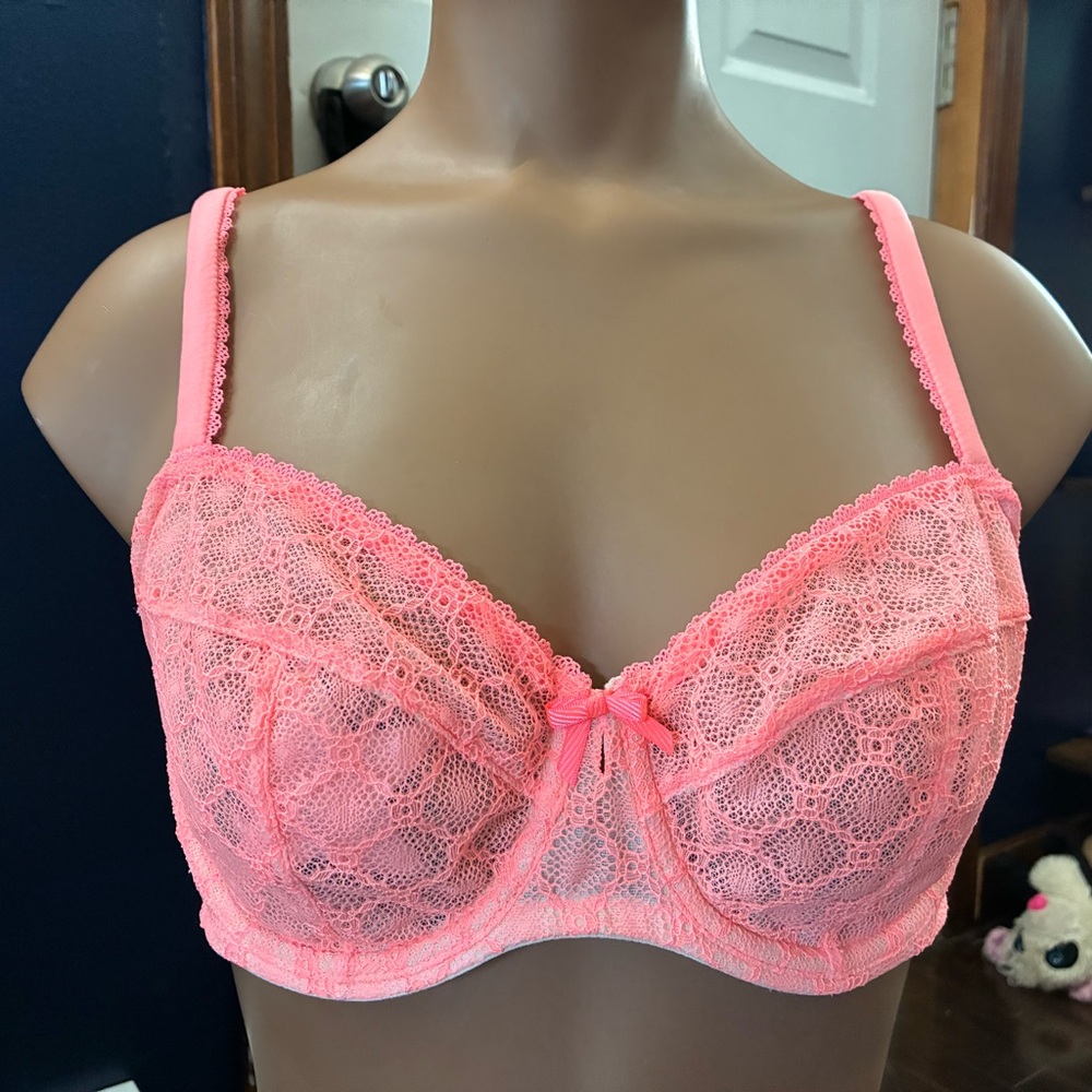 PINK Victoria's Secret Neon Pink Lace Bra